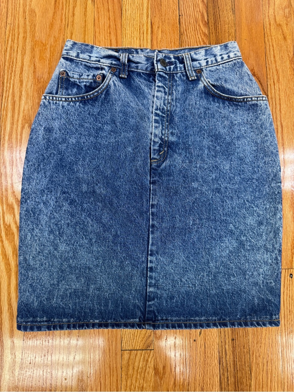 Levi's Stone Washed Blue Denim 5-pkt Pencil Mini Skirt 1987 Made In USA